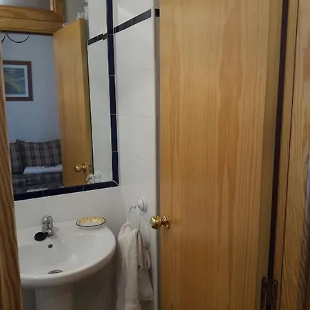 Pequeno Adosado De Montana Con Terraza Tatil Evi