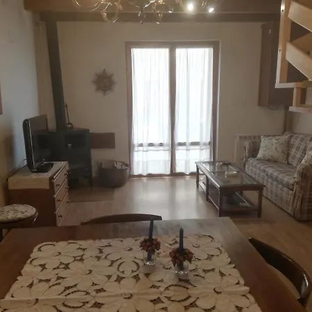 Tatil Evi Pequeno Adosado De Montana Con Terraza *