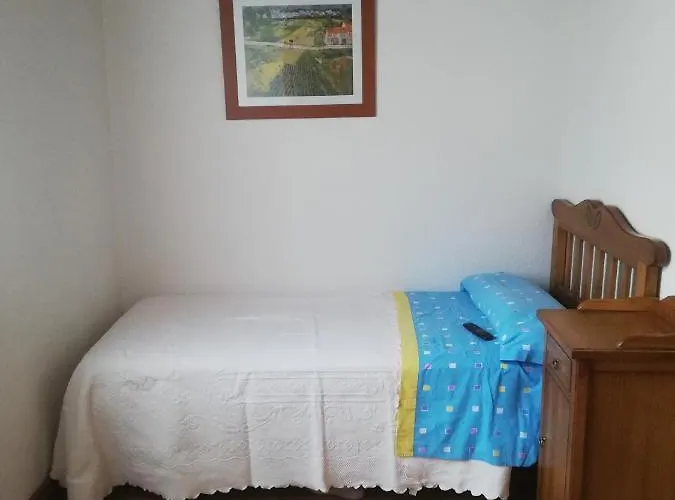 Pequeno Adosado De Montana Con Terraza *