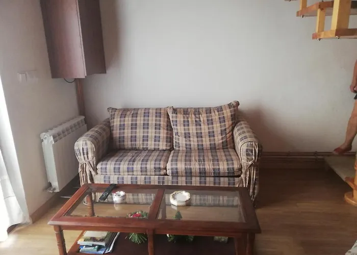 Semesterbostad Pequeno Adosado De Montana Con Terraza Villanova